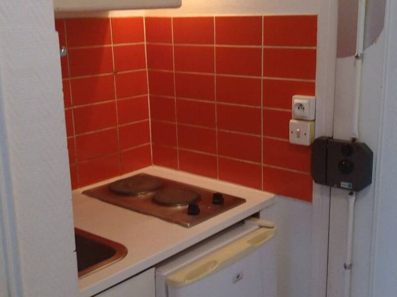 Maison à louer, 22m², PARIS 18E