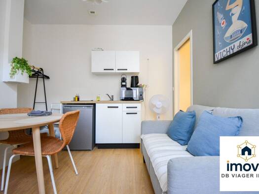 Immeuble à vendre 1 190 000 € 258 m² Vichy 03200