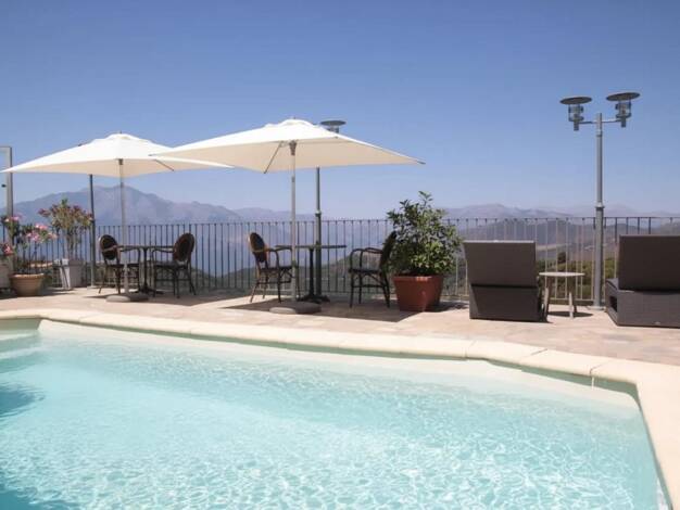 Duplex à vendre 800 000 € 8 pièces 5 chambres 202 m² Étage 2/3 Mazzola 20212