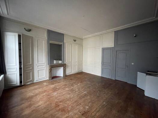 Appartement à vendre 145 000 € 1 pièce 35 m² Étage 1/4 Lille 59000