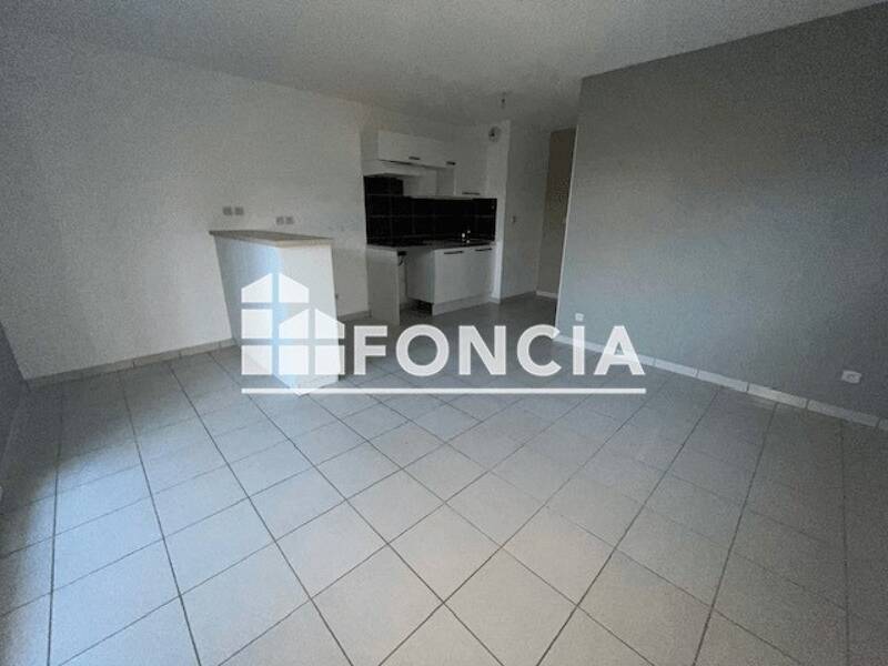 Maison à louer, 51m², CARBONNE