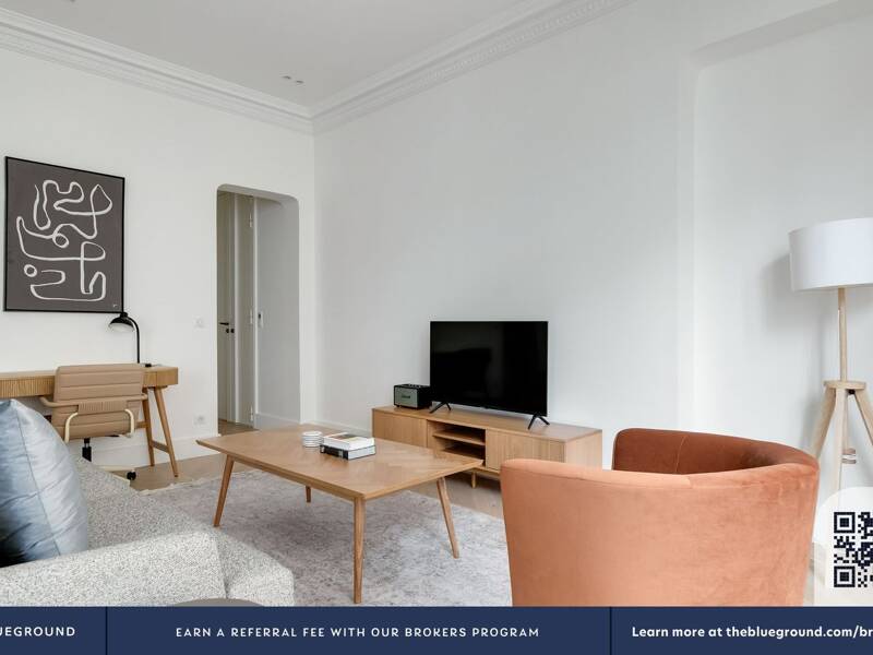 Maison à louer, 120m², PARIS 16E