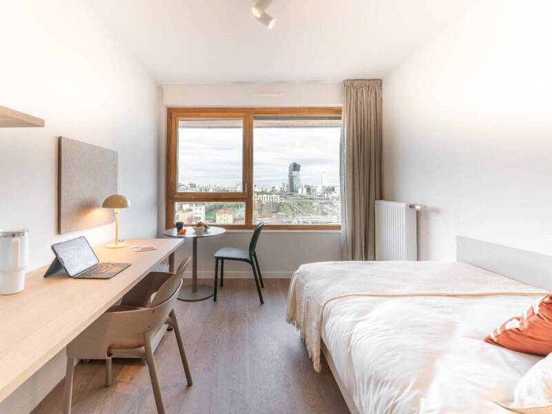 Maison à louer, 18m², IVRY SUR SEINE