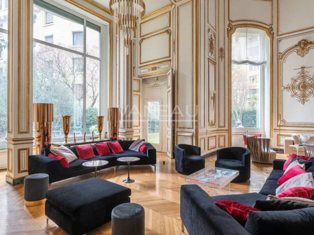 Duplex à vendre 9 250 000 € 13 pièces 5 chambres 549 m² RDC/5 Muette Nord Paris 16ème arrondissement 75016