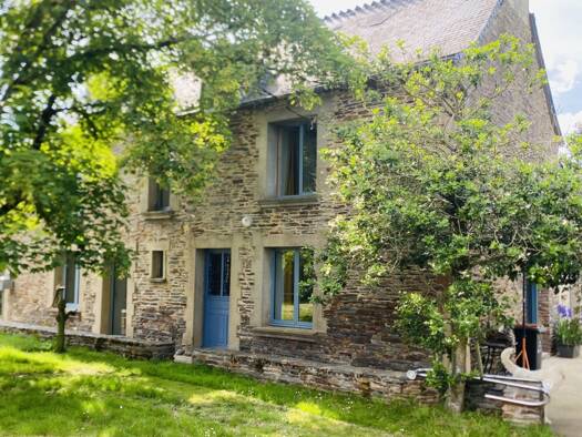 Maison à vendre 299 000 € 7 pièces 4 chambres 188,2 m² 1 280 m² de terrain Sainte-Anne-sur-Vilaine 35390