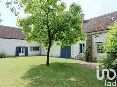 Maison de plain-pied à vendre 327 500 € 5 pièces 3 chambres 174 m² 17 284 m² de terrain Dame-Marie-les-Bois 37110
