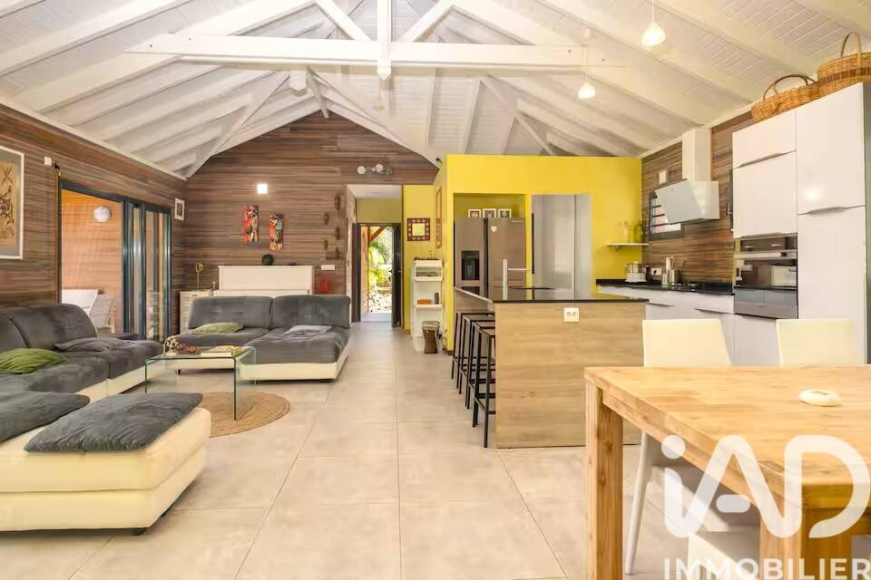 Maison à vendre, 121m², PETIT BOURG