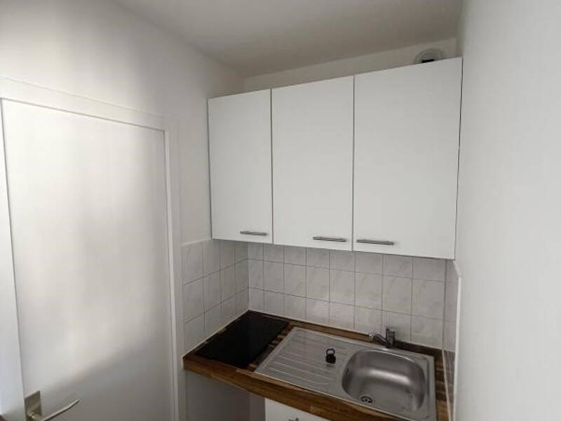 Maison à louer, 29m², LYON 8E