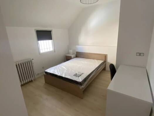 Appartement à louer 410 € 2 pièces 1 chambre 14,5 m² Étage 1/2 Centre-Marcadieu-Marne Tarbes 65000