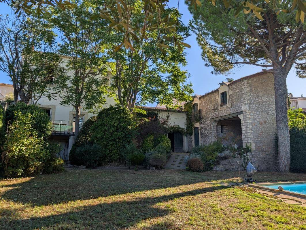 Maison à vendre, 185m², MONTBAZIN