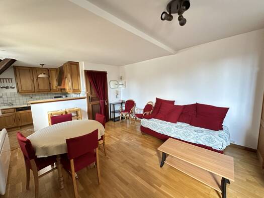 Duplex à louer 660 € 2 pièces 1 chambre 40 m² Étage 3/3 Grangier Dijon 21000