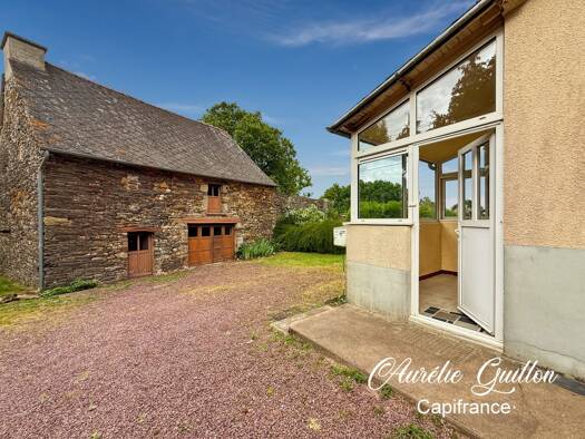 Maison à vendre 99 000 € 5 pièces 2 chambres 66 m² 2 099 m² de terrain Loyat 56800