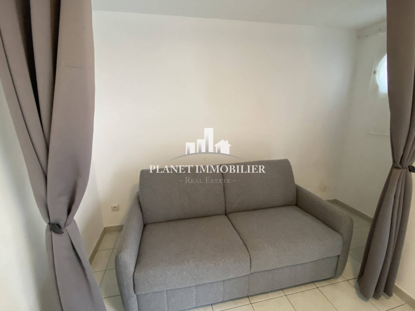 Maison à louer, 27m², ANTIBES