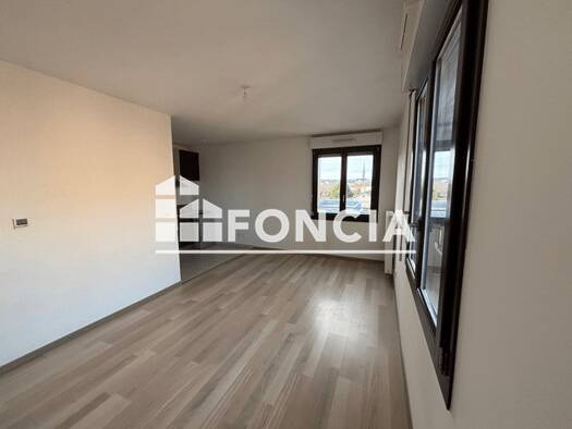 Appartement à louer 435 € 1 pièce 28,6 m² Étage 3/3 Vandœuvre-lès-Nancy 54500