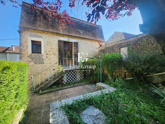 Maison de ville à vendre 99 000 € 3 pièces 2 chambres 62 m² 222 m² de terrain Siorac-en-Périgord 24170