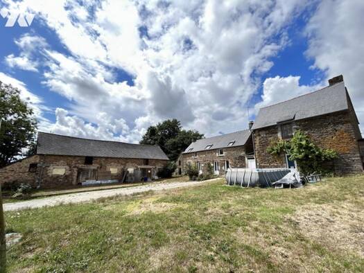 Maison à vendre 446 700 € 7 pièces 5 chambres 155 m² 36 660 m² de terrain Monteneuf 56380