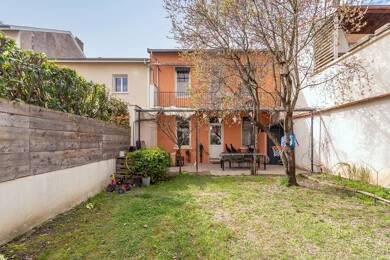 Maison à vendre 660 000 € 5 pièces 4 chambres 140 m² 150 m² de terrain Villeurbanne 69100
