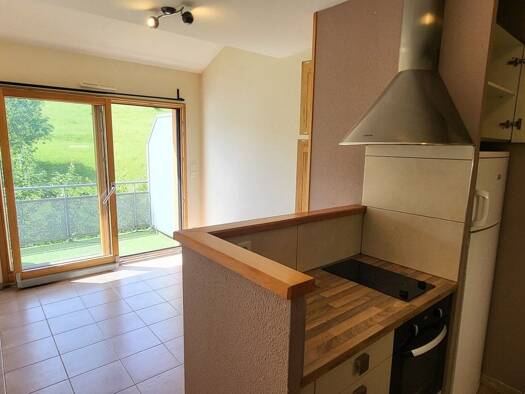 Duplex à vendre 145 000 € 2 pièces 1 chambre 45,8 m² Étage 3/3 Pontarlier 25300