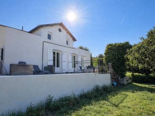 Maison à louer 1 678 € 5 pièces 4 chambres 95 m² La Valbarelle Marseille 11ème arrondissement 13011