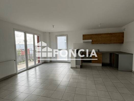 Appartement à louer 981 € 2 pièces 1 chambre 53,1 m² 2ème étage Grandes Bornes Sud Goussainville 95190