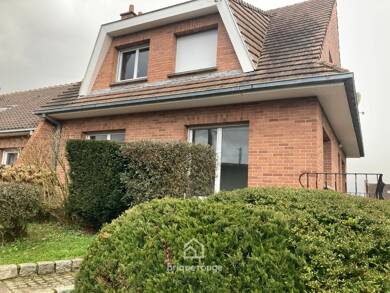 Maison à vendre 329 000 € 5 pièces 4 chambres 121 m² La Neuville 59239