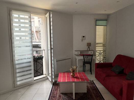 Appartement à louer 1 290 € 2 pièces 1 chambre 46,98 m² 1er étage Centre-Voltaire Asnières-sur-Seine 92600