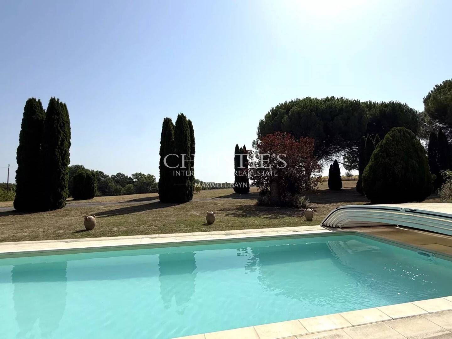 Maison à vendre, 266m², VILLEBOIS LAVALETTE