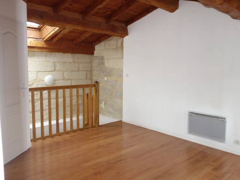 Maison à louer, 55m², UZES