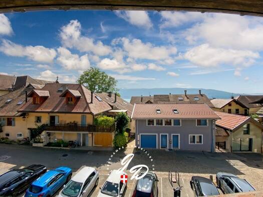 Appartement à vendre - Première occupation 753 250 € 3 pièces 2 chambres 77 m² Étage 3/3 Veyrier-du-Lac 74290