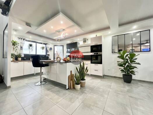 Maison à vendre 399 900 € 6 pièces 4 chambres 125 m² Hébécourt 80680