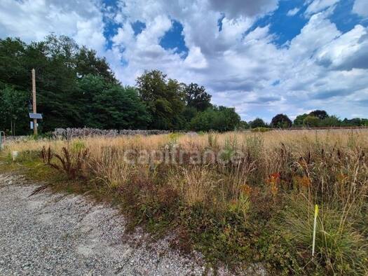 Terrain constructible viabilisé à vendre 150 000 € 647 m² de terrain Féricy 77133
