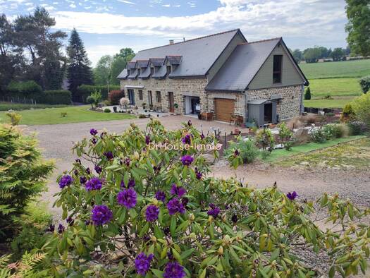 Maison à vendre 373 000 € 7 pièces 4 chambres 172 m² 11 813 m² de terrain Souleuvre en Bocage 14350