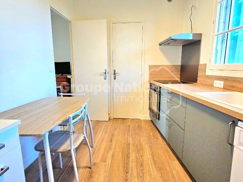 Maison à louer, 69m², GRANS