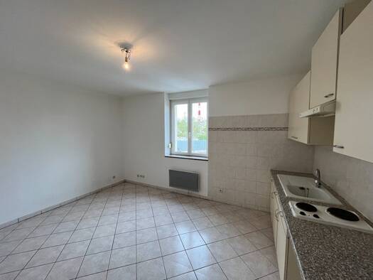 Appartement à louer 510 € 2 pièces 1 chambre 35 m² 1er étage Centre Champigneulles 54250