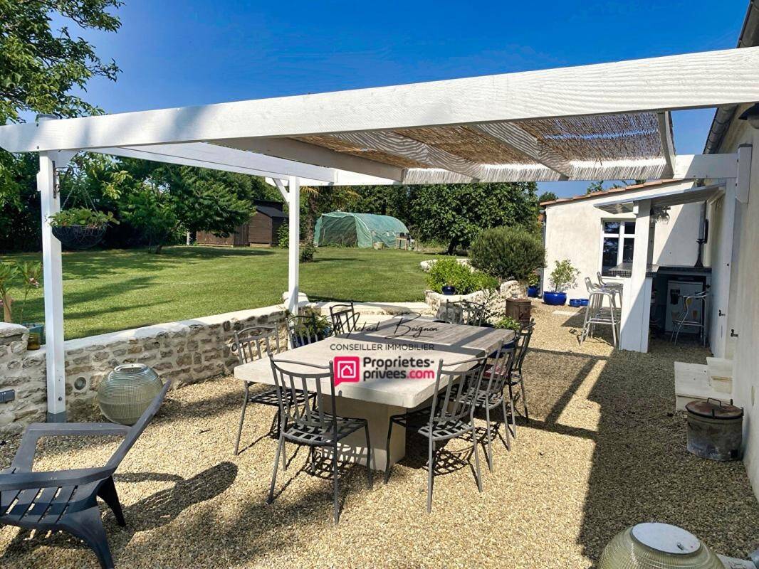 Maison à vendre, 197m², LONGEVILLE SUR MER