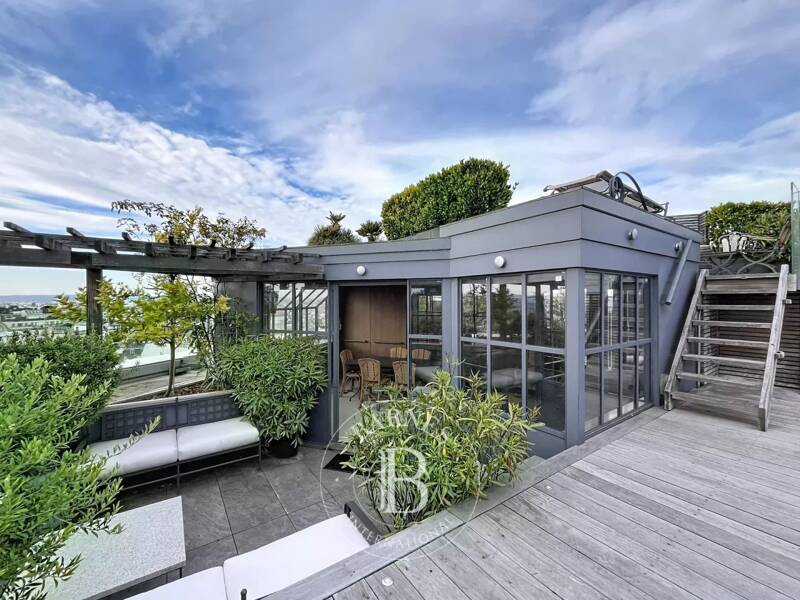 Maison à louer, 141m², PARIS 16E