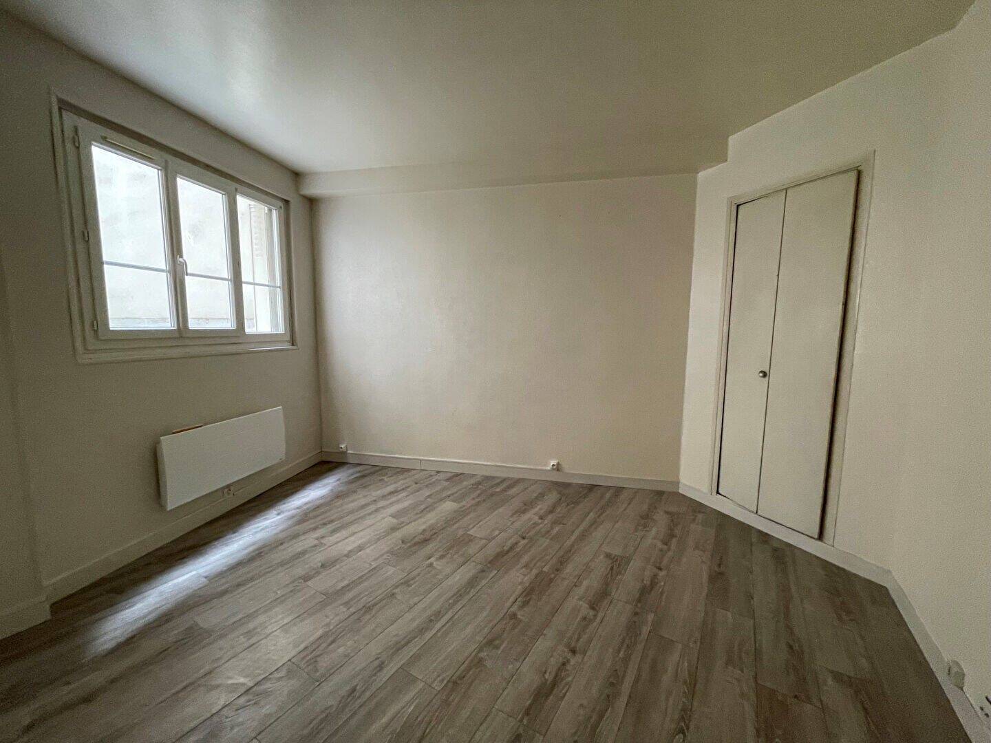 Maison à louer, 20m², LEVALLOIS PERRET
