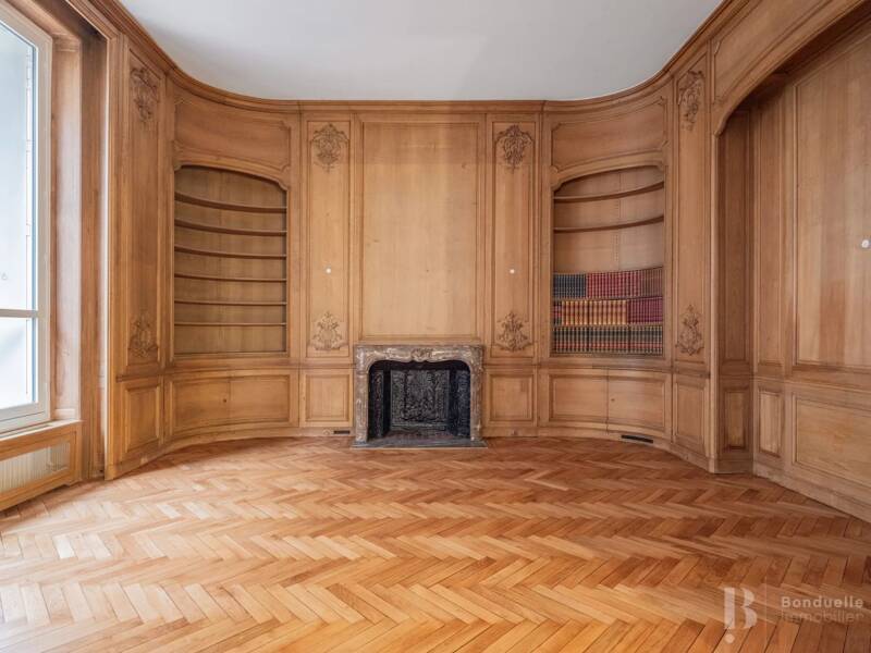 Maison à louer, 358m², PARIS 16E