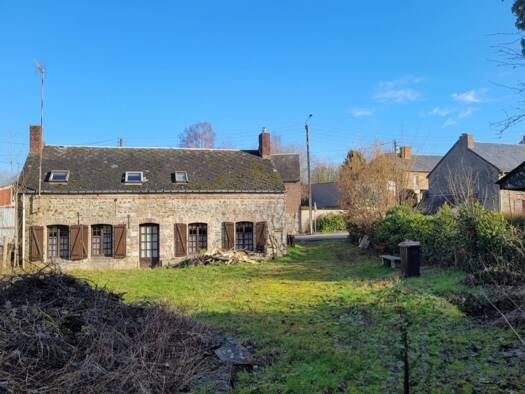 Maison à vendre 55 000 € 2 pièces 1 chambre 104 m² Nord Est Avesnes-sur-Helpe 59440