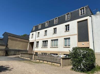 Appartement à louer 780 € 3 pièces 2 chambres 75 m² RDC Dreux 28100