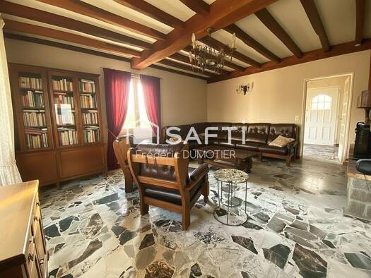 Maison de plain-pied à vendre 140 000 € 5 pièces 3 chambres 135 m² 1 332 m² de terrain Roisel 80240