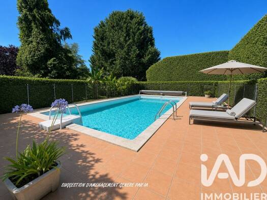 Maison à vendre 297 000 € 12 pièces 8 chambres 303 m² 2 058 m² de terrain Lussant 17430