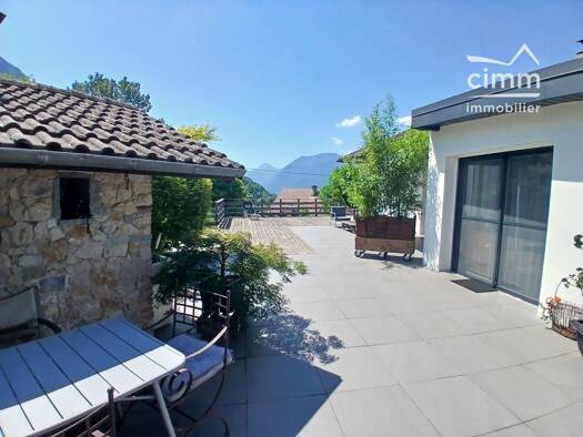 Villa à vendre 487 000 € 4 pièces 3 chambres 110 m² 938 m² de terrain Voreppe 38340