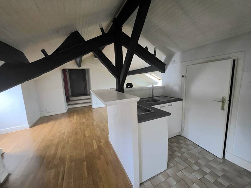 Maison à louer, 50m², PARIS 17E