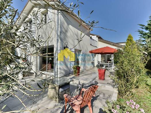 Maison à vendre 595 000 € 8 pièces 5 chambres 180 m² 1 129 m² de terrain Villiers-sur-Orge 91700