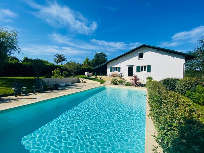 Maison à vendre, 223m², URCUIT