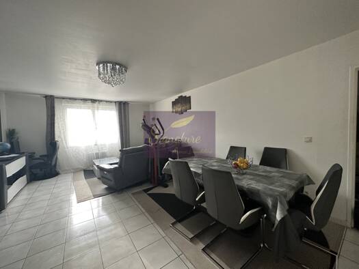 Appartement à vendre 149 980 € 3 pièces 2 chambres 72 m² Étage 2/4 Le Mans 72100