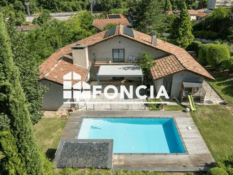 Maison à louer, 273m², EYBENS