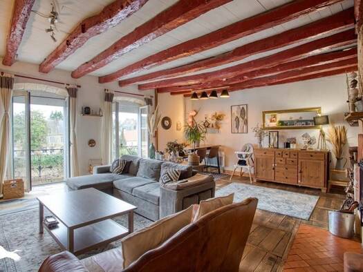 Appartement à vendre 164 300 € 4 pièces 2 chambres 125 m² Étage 2/2 Montignac-Lascaux 24290