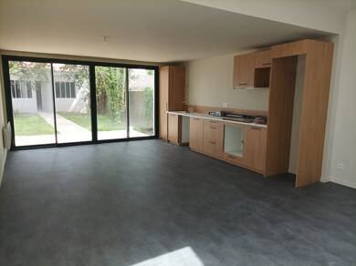 Maison à louer 1 400 € 4 pièces 3 chambres 95 m² Villenave-d'Ornon 33140